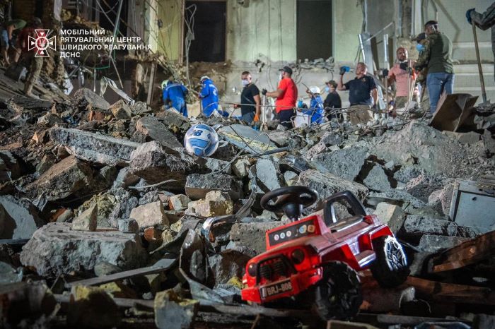 russian attack on children hospital in kyiv on 8 July