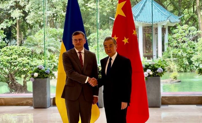 Ukraine invites Chinese FM to Kyiv for second Peace Summit preps