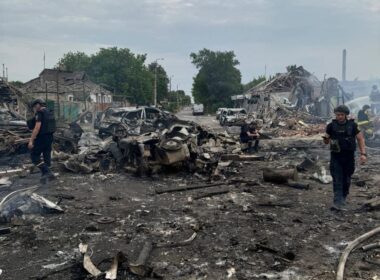 Russian guided bombs strike Selidove, Donetsk Oblast: 5 killed