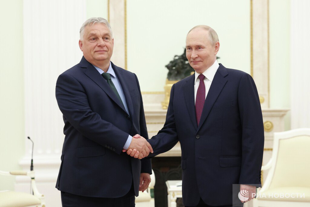 Orban meets Putin: Ukraine and Russia's positions "very far apart"