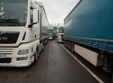 Ukrainian trucks at the Polish-Ukrainian border, photo via Serhiy Derkach on Facebook.