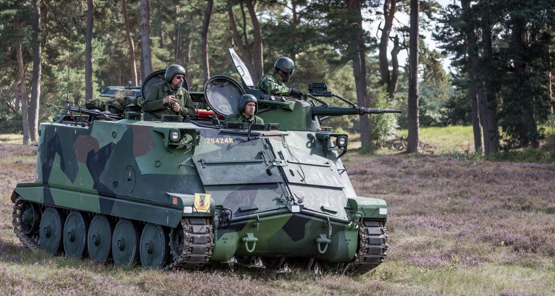 pbv 302 armored personnel carrier armed forces sweden måns thuresson militarnyi 10360678124_22cf4ac147_6k-scaled-1