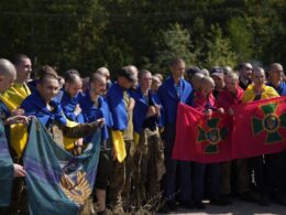 115 Ukrainian prisoners of war return to Ukraine