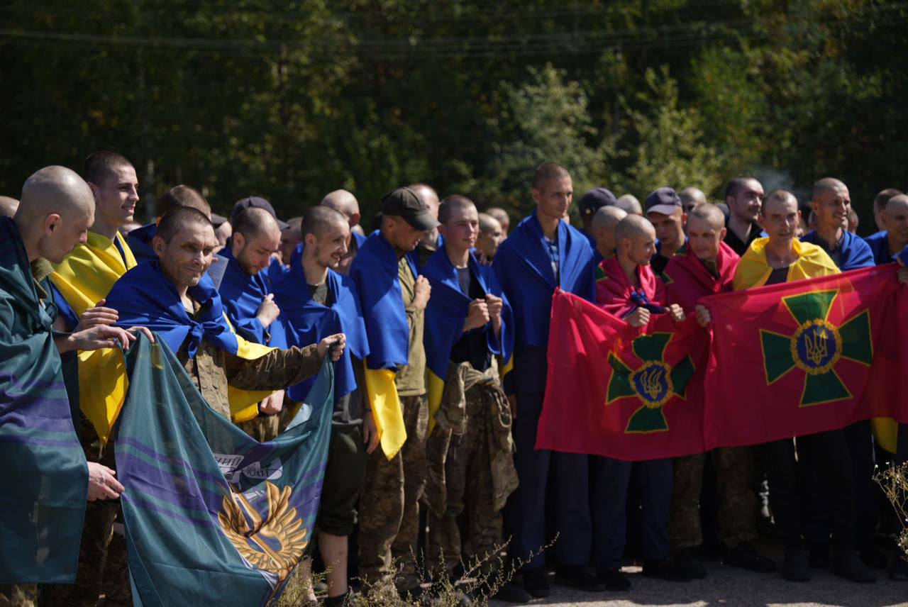 115 Ukrainian prisoners of war return to Ukraine