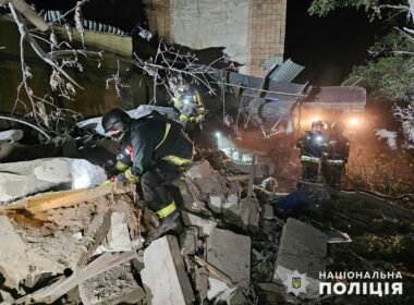 Dismantling the rubble of the Hotel in Kramatorsk