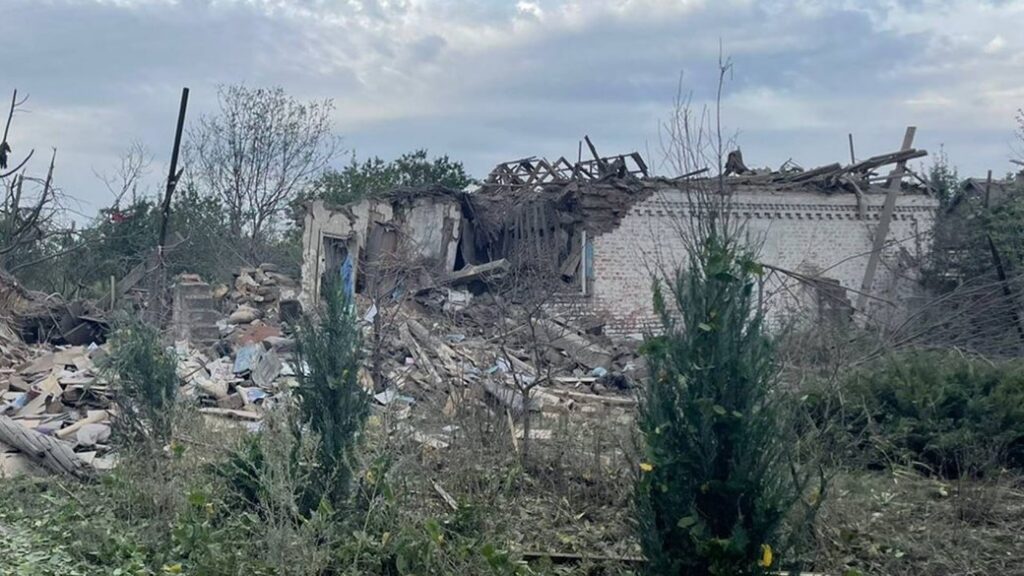 Family of four killed in Russian attack on Pokrovsk district, 20 more civilians injured in Izium and Kryvyi Rih