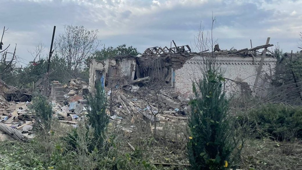 destroyed house izmailivka pokrovsk district donetsk oblast where russian bomb strike reportedly killed family four 28 august 2024