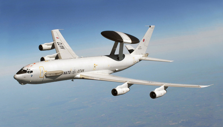 AWACS warning and control aircraft