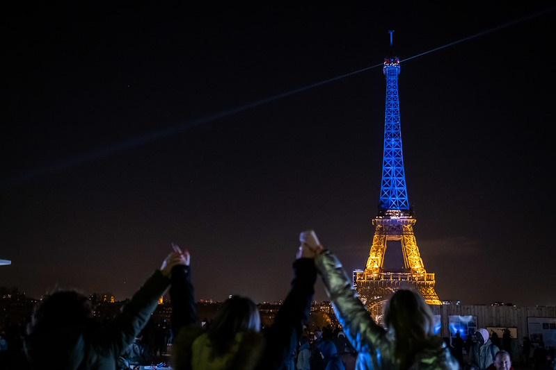 The eiffel tower illuminated in the colors of the Ukrainian flag. Source: X