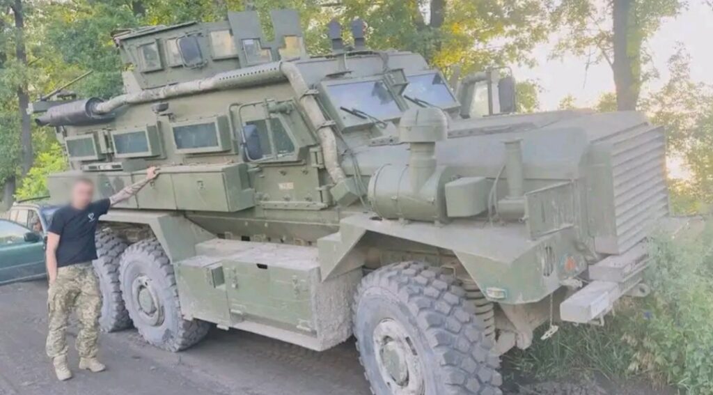 Ukrainian defenders receive American-made Cougar MRAP armored vehicles