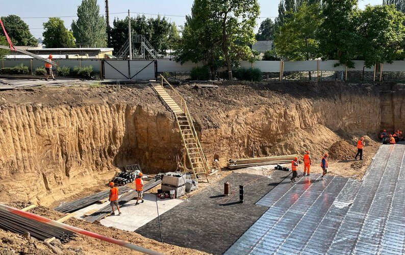 Underground school protects agains Russian missile strikes