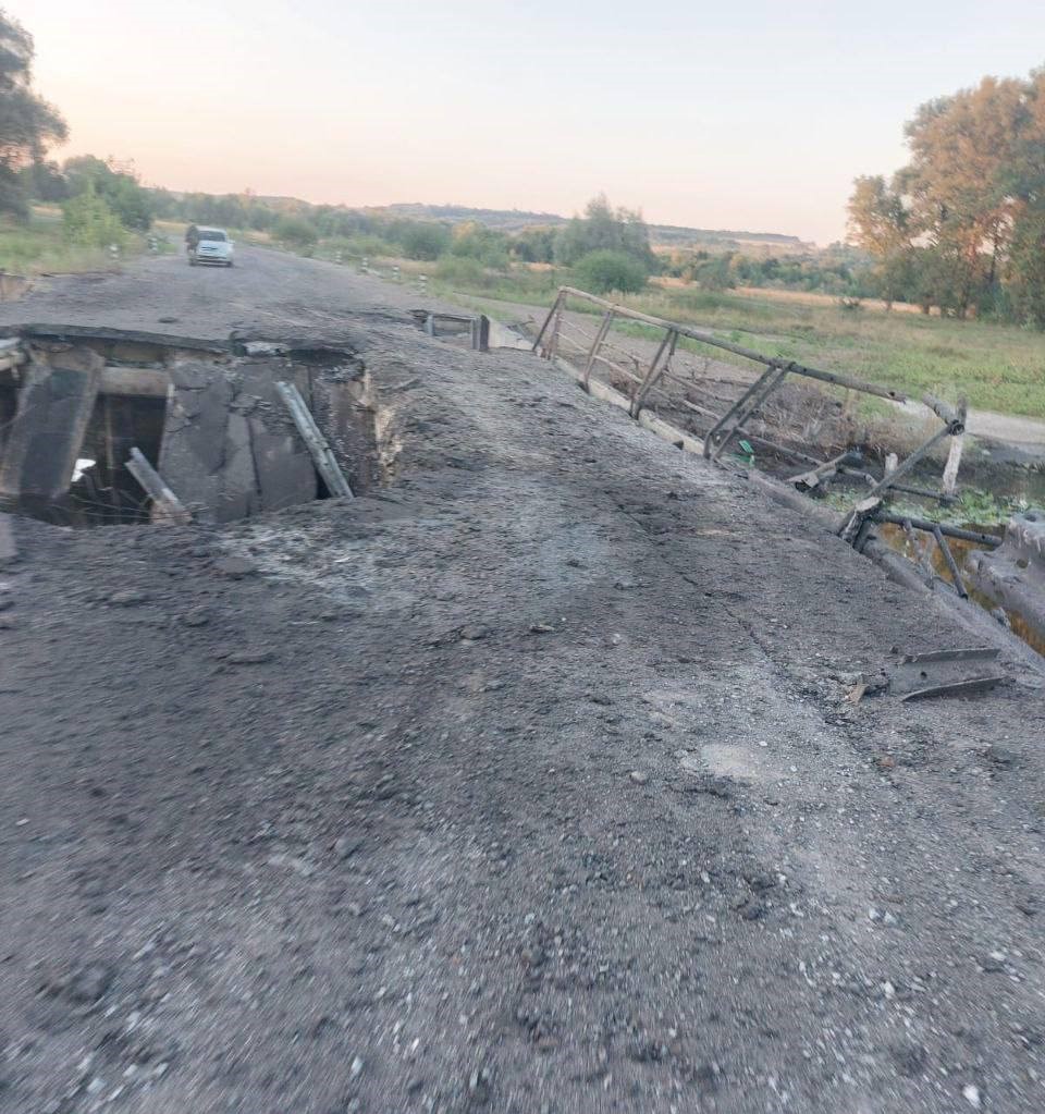 kursk damaged bridge