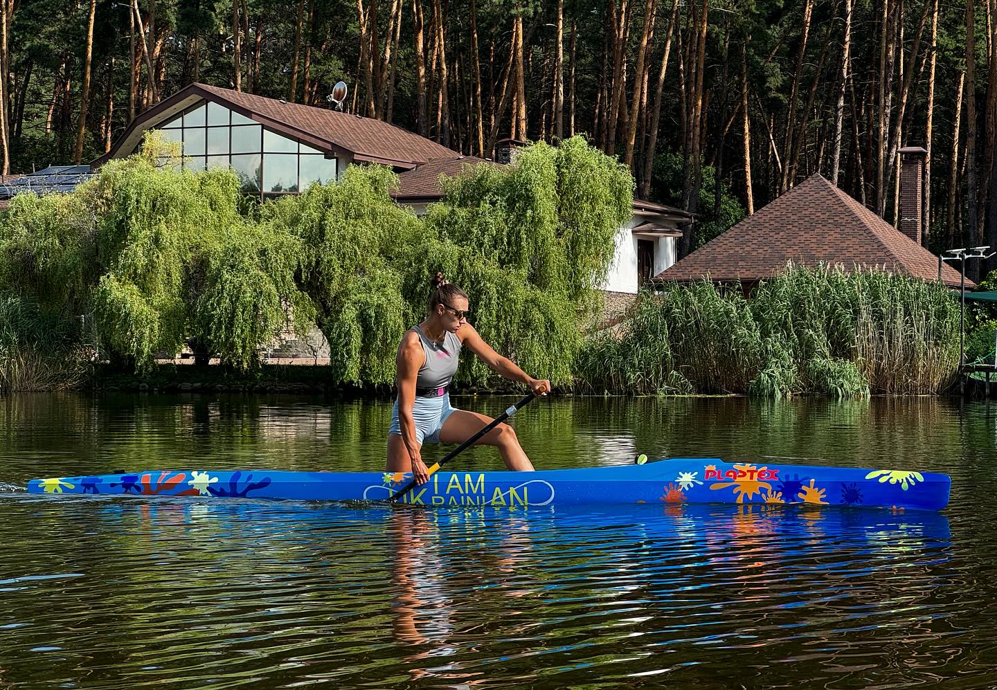 Ukrainian Olympic canoeist forced to modify 'I am Ukrainian' boat inscription