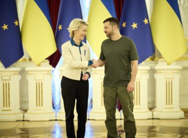 eu pledges $39 billion loan ukraine economic infrastructure recovery president volodymyr zelenskyy (r) meeting european commission ursula von der leyen (l) kyiv 20 september 2024 presidentgovua 08c941d3864053683040bf43c132e9a5_1726825968_extra_large