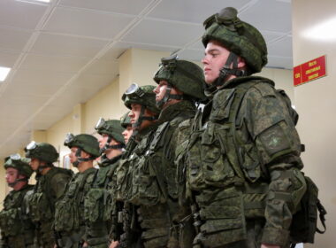 Russian soldiers, illustrative image. Photo via Wikimedia.