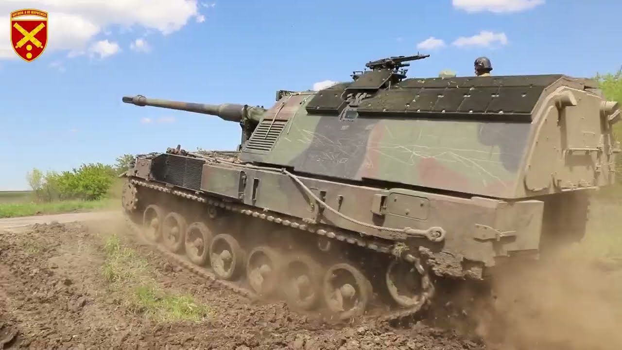 ukraine receive 77 leopard 1 tanks 12 pzh2000 howitzers partners pistorius says panzerhaubitze 2000 self-propelled howitzer ukrainian army's 43rd separate artillery brigade youtube/ukrinform maxresdefault