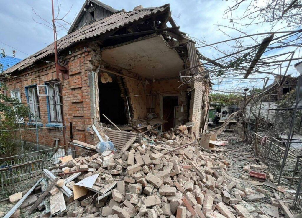 Russian shelling kills teenager, injures three in southern Ukrainian town