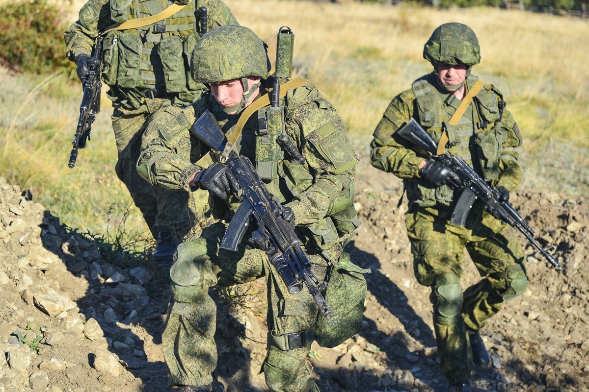 Russian soldiers, illustrative image. Photo via Wikimedia.