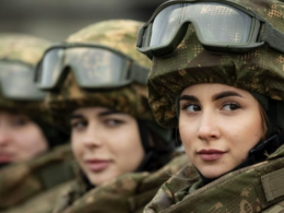 68,000 women serve in Ukrainian military, 5,000 in combat zones