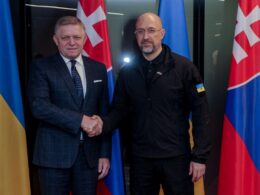 Slovak Prime Minister Robert Fico and Ukrainian Prime Minister Denys Shmyhal.