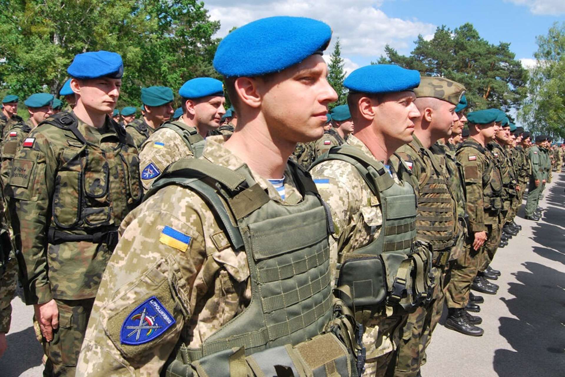 Polish officials announce readiness to train Ukrainian Legion ...