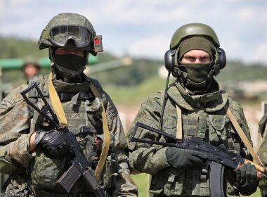 Russian soldiers, illustrative image. Photo via Wikimedia.