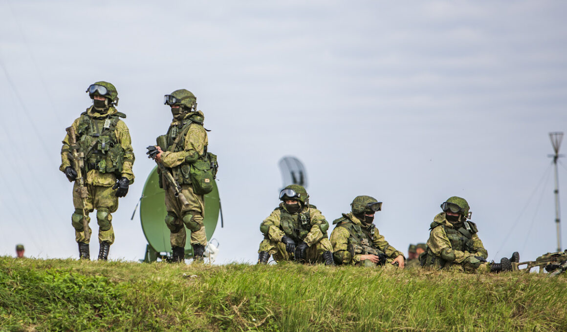 Russian soldiers, photo via Wikimedia.