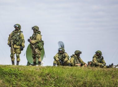 Russian soldiers, photo via Wikimedia.