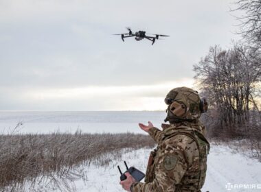 Ukrainian drone operator, illustrative image. Photo via Wikimedia.