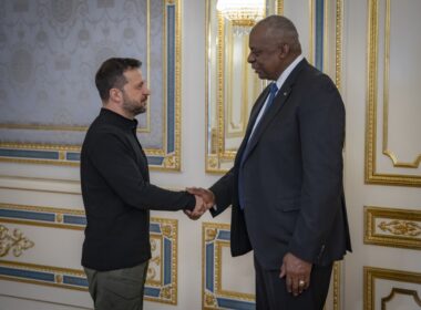 US Defense Secretary Lloyd Austin and Ukrainian President Zelenskyy.