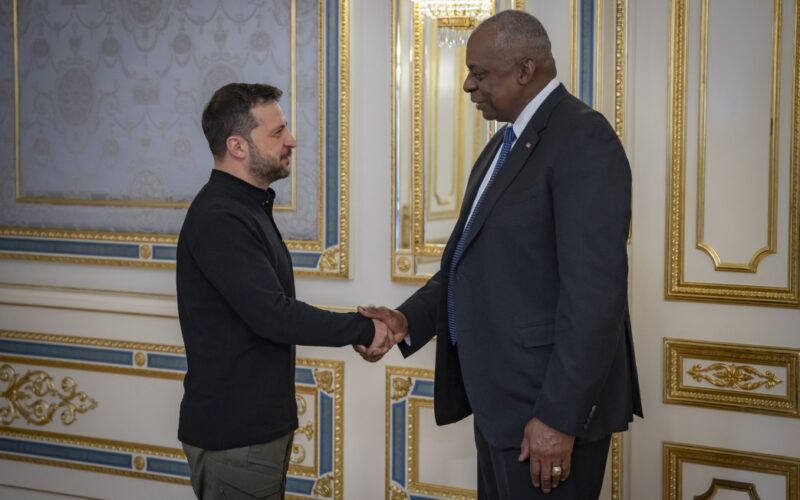 US Defense Secretary Lloyd Austin and Ukrainian President Zelenskyy.