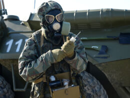 A Russian serviceman wearing a gasmask, illustrative image. Photo via Wikimedia.