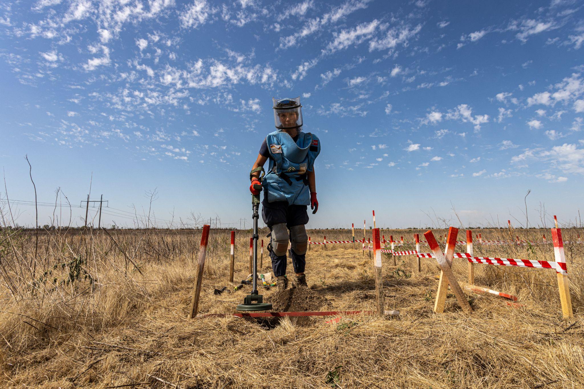 Minesweepers can work up to 8 hours under a suffocating heat. Demining during the full-scale Russian invasion of Ukraine