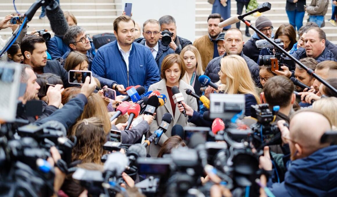 russia-based oligarch funneled $39 million vote-buying scheme moldova moldova's president maia sandu briefing journalists chișinău 21 october 2024 newsmakermd chisinau