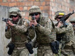 Ukrainian military: Russians hold east, southeast of strategic Toretsk, Donetsk Oblast