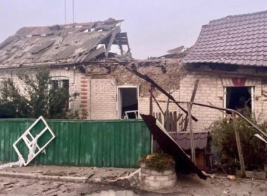 four injured russian bomb strike hits residential area zaporizhzhia detached home destroyed 10 october 2024 telegram/ivan fedorov zaporizhia