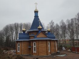 politico new russian church's location near swedish airport raises security concerns holy mother god kazan orthodox church västerås sweden 1024px-ryska_kyrkan_västerås_nov-2019