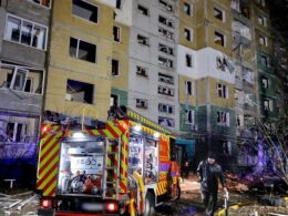 aftermath deadly russian ballistic missile strike residential building sumy evening 17 november 2024 suspilne 995feb2510e7d417 (1)