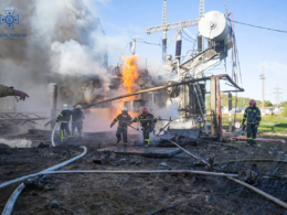 Fires on a combined heat and power plant in Kyiv after Russian missile strikes. Illustrative image. Photo via Wikimedia.