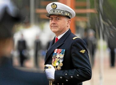 europe needs wake up revolutionize arms production says nato commander admiral pierre vandier chief staff french navy 2021 l’amiral chef d’état-major de la marine nationale lors cérémonie présentation au drapeau