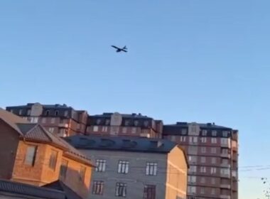 A Ukrainian A-22 long-range strike drone flying on Kaspiysk. Geolocated by Dominik on X.