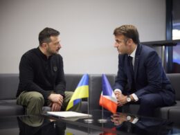 Zelenskyy, Macron, Budapest, Ukraine support, France