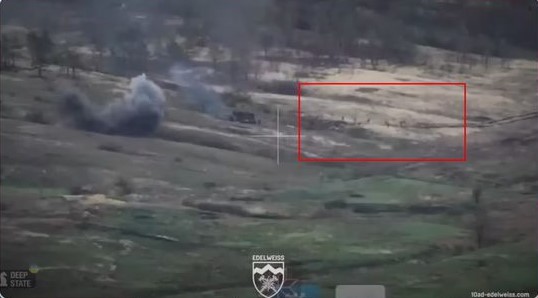 Frontline Report 7 Nov 2024: Russian infantry retreated after their vehicles were immobilized or destroyed. Screenshot from video.
