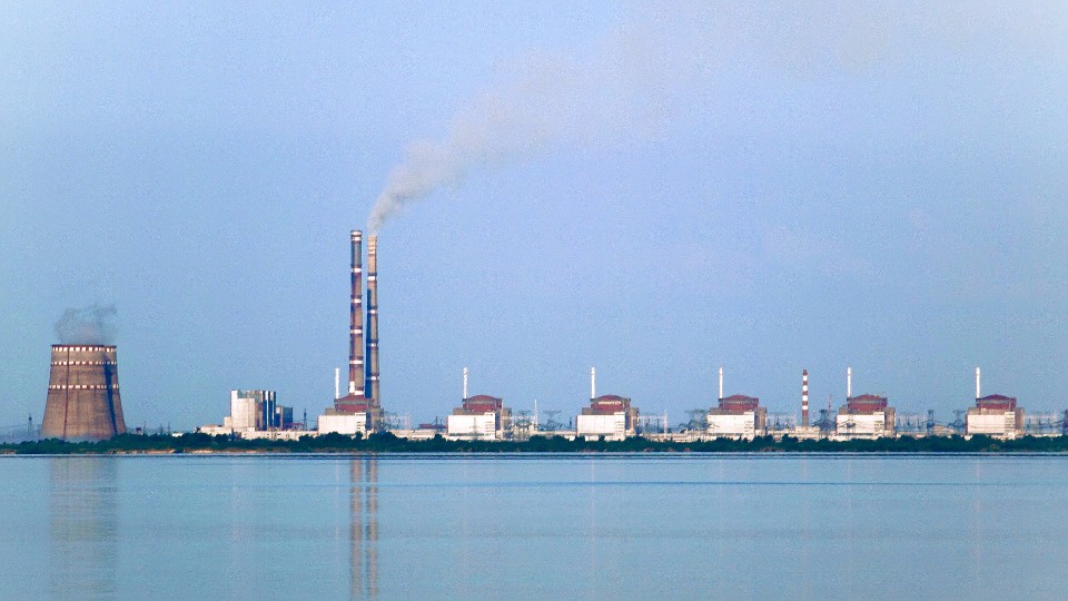 Occupied Zaporizhzhia nuclear plant risks blackout after Russian shelling disables power line