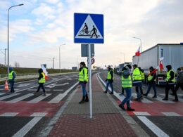 Polish farmers launch new Ukraine border blockade as Kyiv mourns millions lost to Stalin's genocide