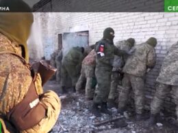 russia-tortures-ukrainian-pow