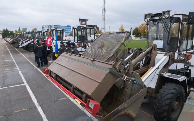 switzerland donates rescue equipment ukraine's emergency services rubblestone-clearing donated ukraine