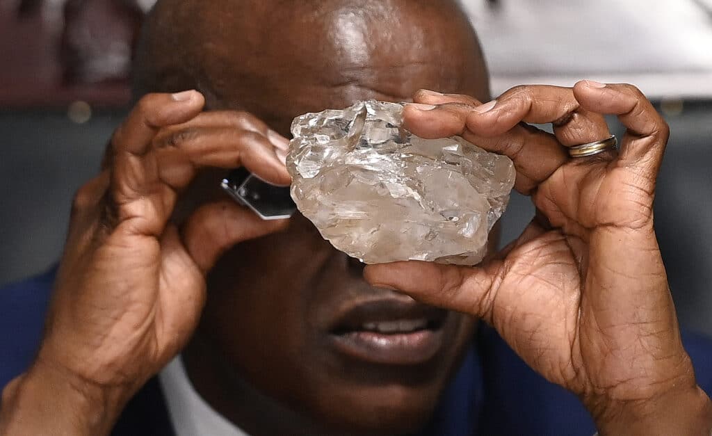 Diamond Giants Botswana and Angola Squeeze Russia Out of Diamond Market