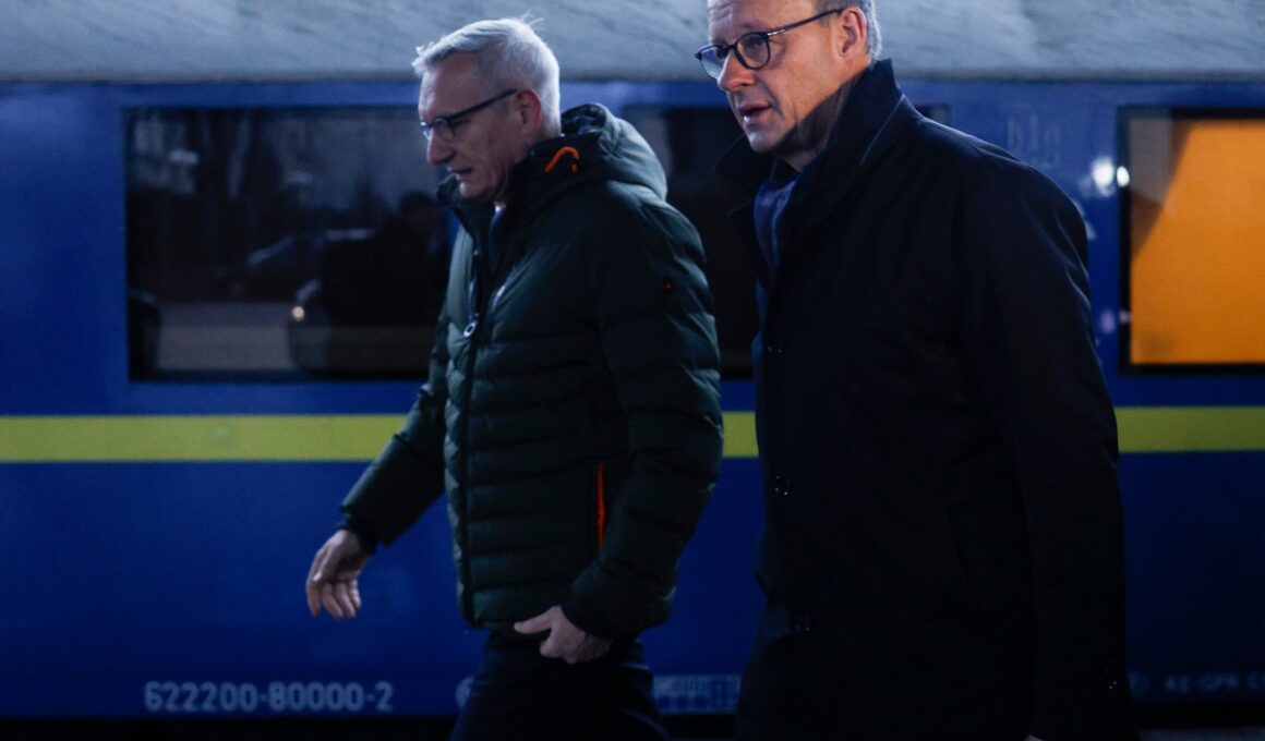 Friedrich-Merz in kyiv