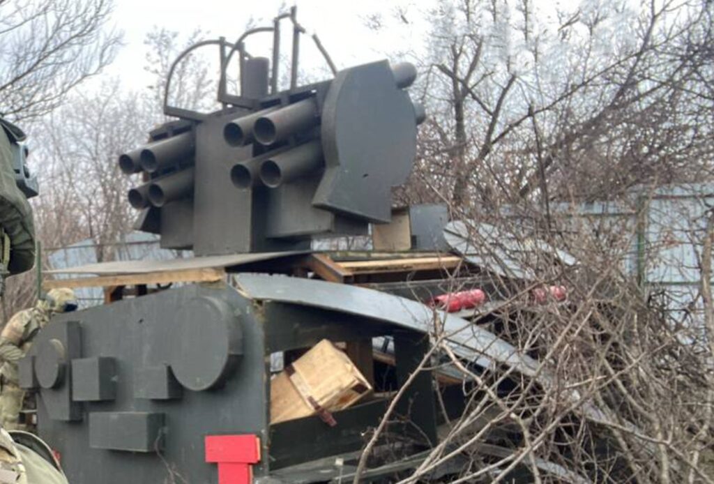 Ukraine uses Stormer HVM mock-ups to deceive Russians